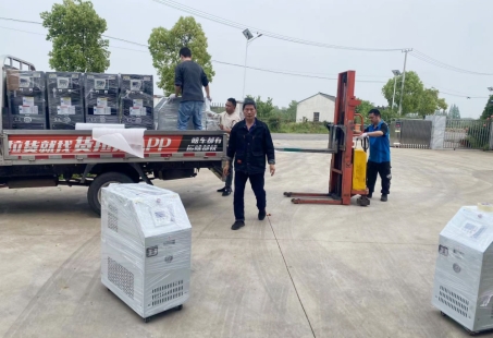 Ежедневная доставка | 8 единиц регуляторов температуры для водяных форм готовы к отправке